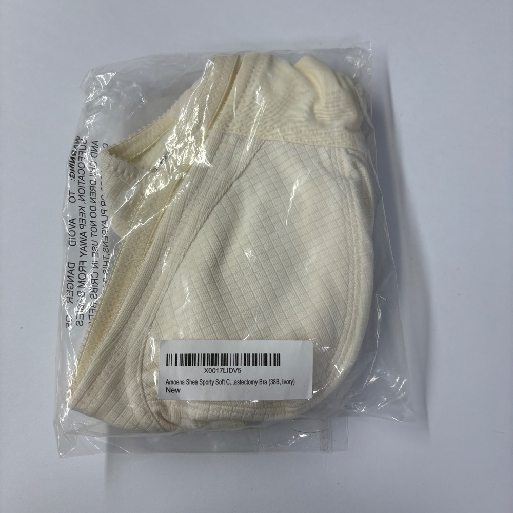 NWT Amoena Women Mastectomy Bra 38B Ivory Shea Sporty Soft Cup 2134 Adjustable
